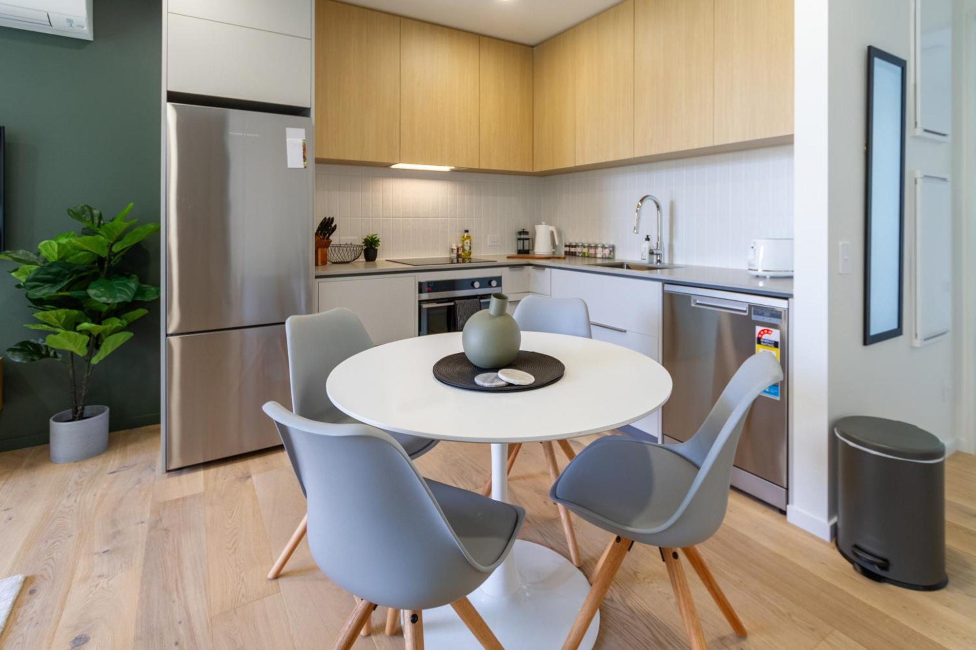 Unbeatable Central City Location 2 Bed Single Lvl 크라이스트처치 외부 사진