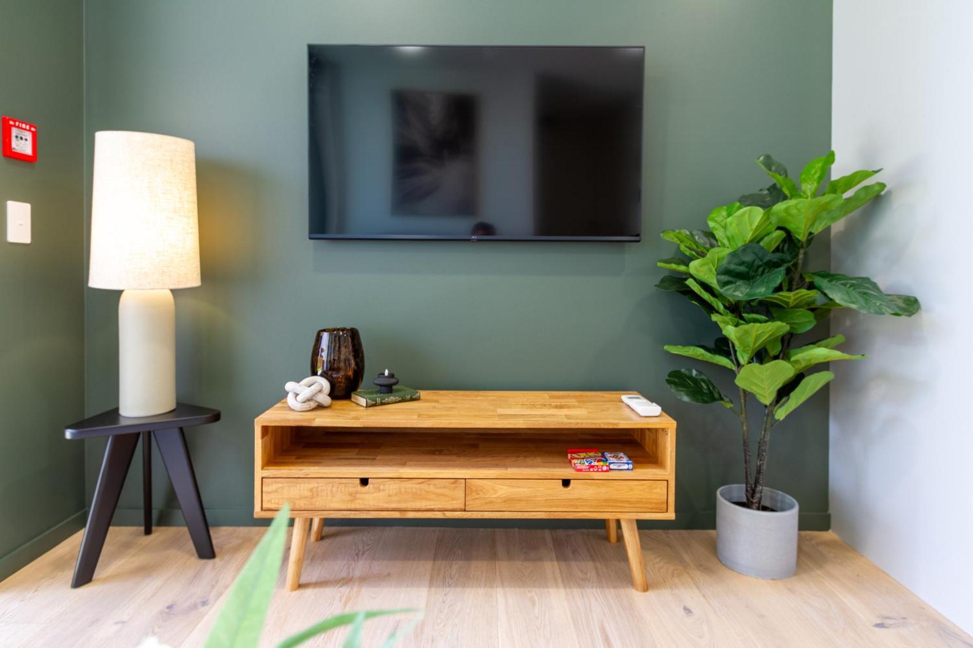 Unbeatable Central City Location 2 Bed Single Lvl 크라이스트처치 외부 사진